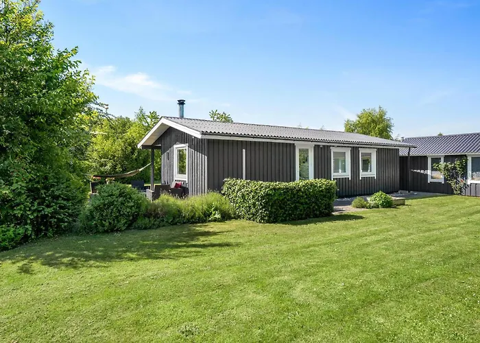 Lovely In With Kitchen *