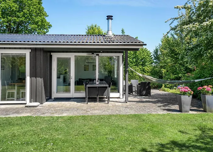 Feriehus Lovely In With Kitchen *