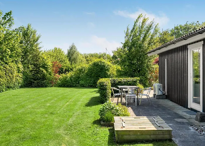 Lovely In With Kitchen